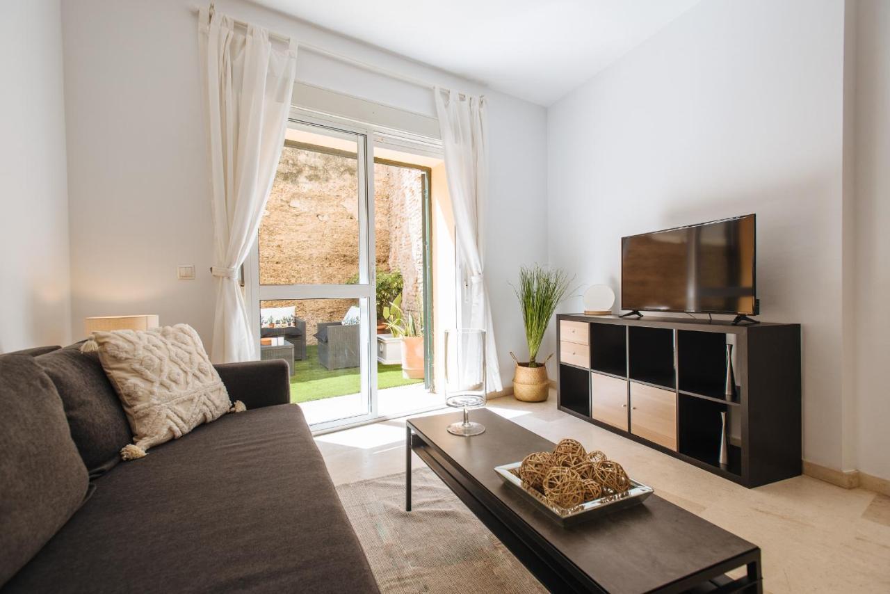 Apartment Sol With Garden Sevilla